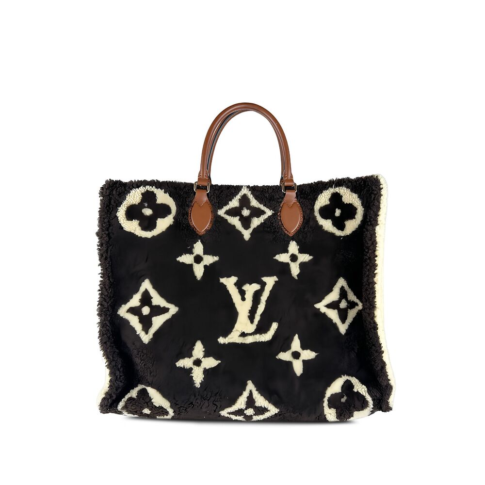 Pre-Loved Louis Vuitton Monogram Giant Shearling Teddy Onthego GM
